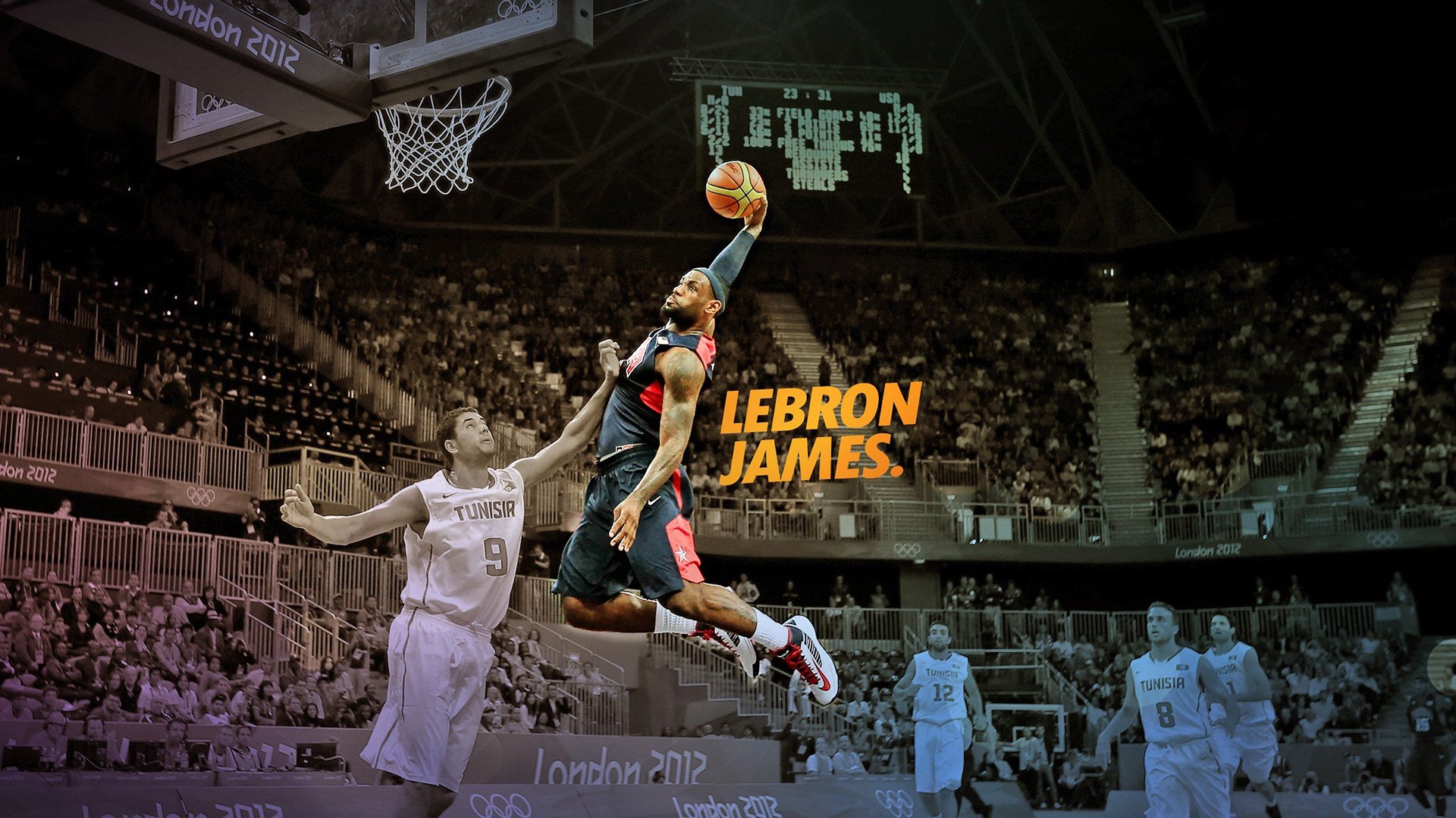 场边镜头记录球员互动瞬间展现团队温情与默契，球员们在赛场上展现